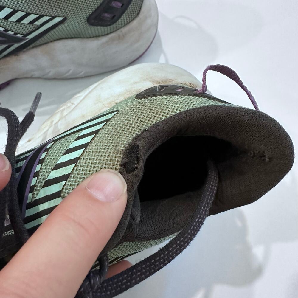 New Balance sneakers men’s 5 - Picture 3 of 4